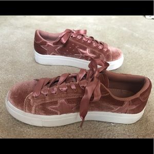 Madden Girl Velvet Blush Pink Sneakers
